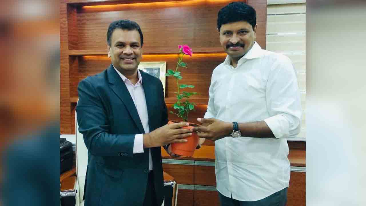 NRI | గ్రీన్ ఇండియా ఛాలెంజ్ దేశానికే ఆదర్శం : మహేష్ బిగాల