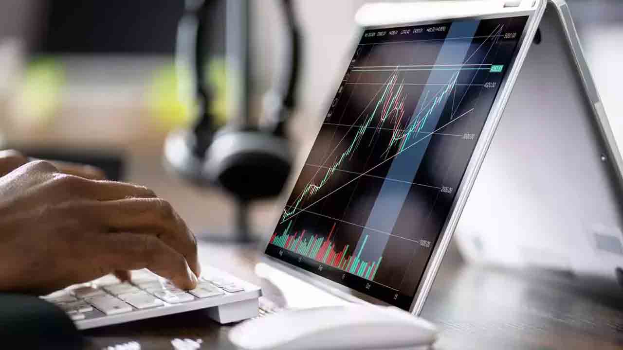 డెయిలీ చార్టుల్లో బ్రేక్‌డౌన్‌