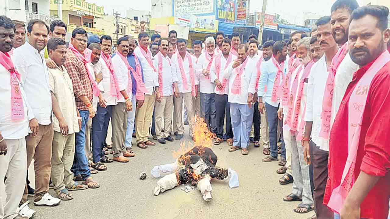 అన్నదాతల ఆగ్రహ జ్వాల