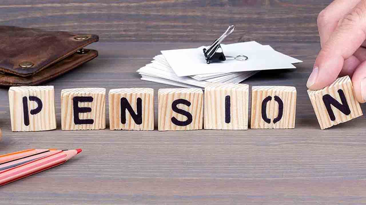 Pension | మాజీ సైనికులనూ వదలని మోదీ సర్కార్‌.. అలా చేస్తే పెన్షన్‌ ఆపేస్తామని వార్నింగ్‌ !