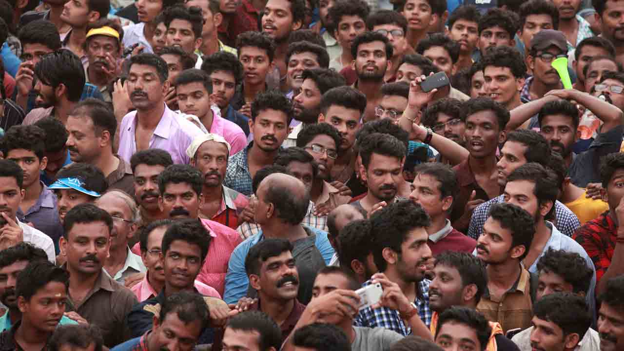 పెరుగుతున్న మధ్యతరగతి జనాభా.. 2047 నాటికి 100 కోట్లు దాటే ఛాన్స్‌ !