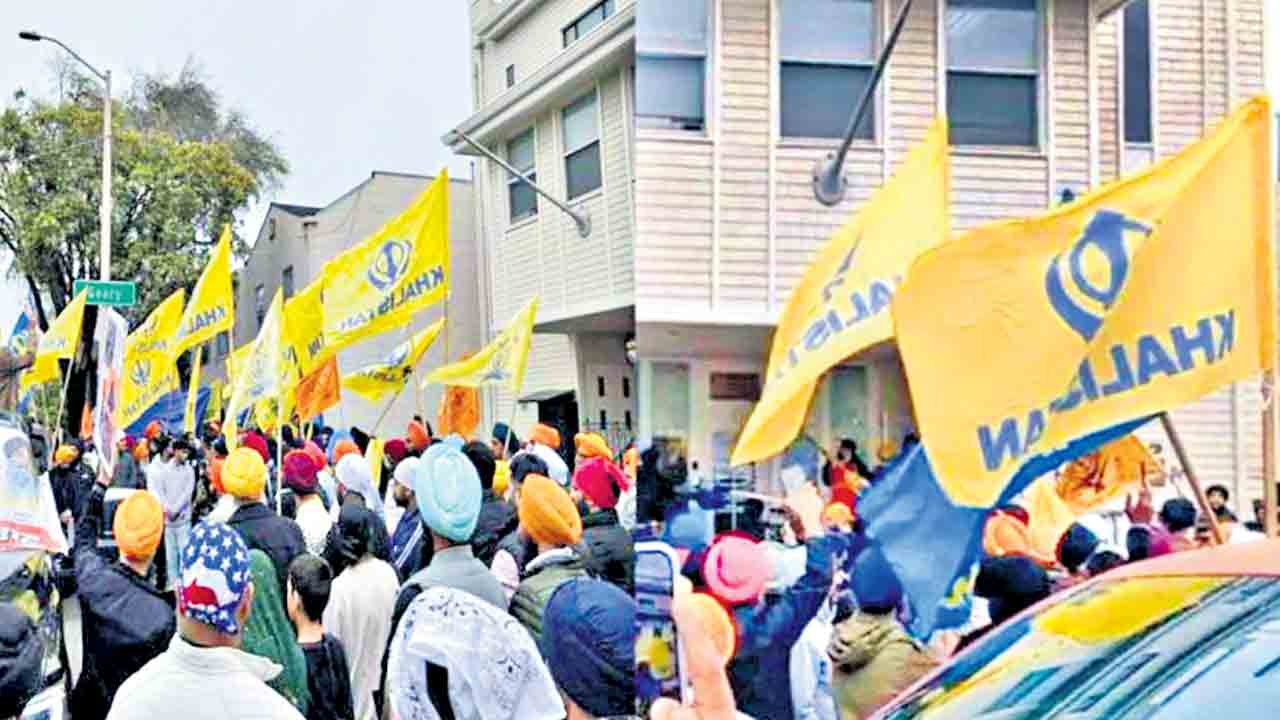 ఒక మోదీ, అనేక వైఫల్యాలు