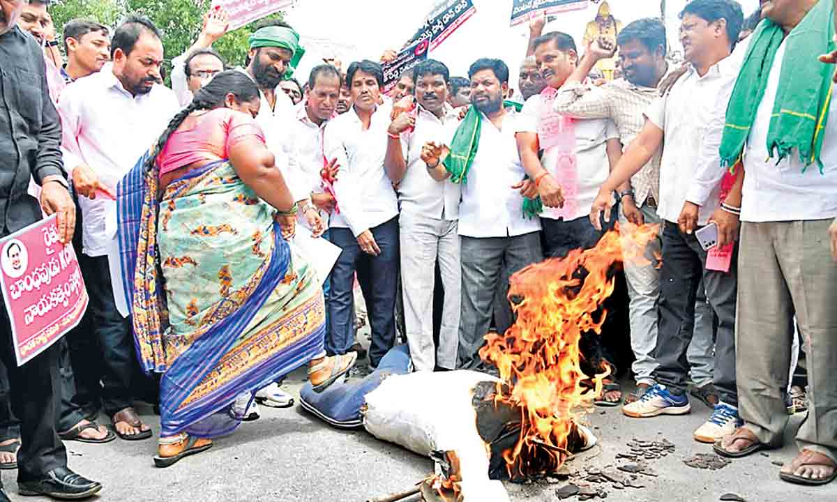 బీసీ కులాలేం చేశాయి?