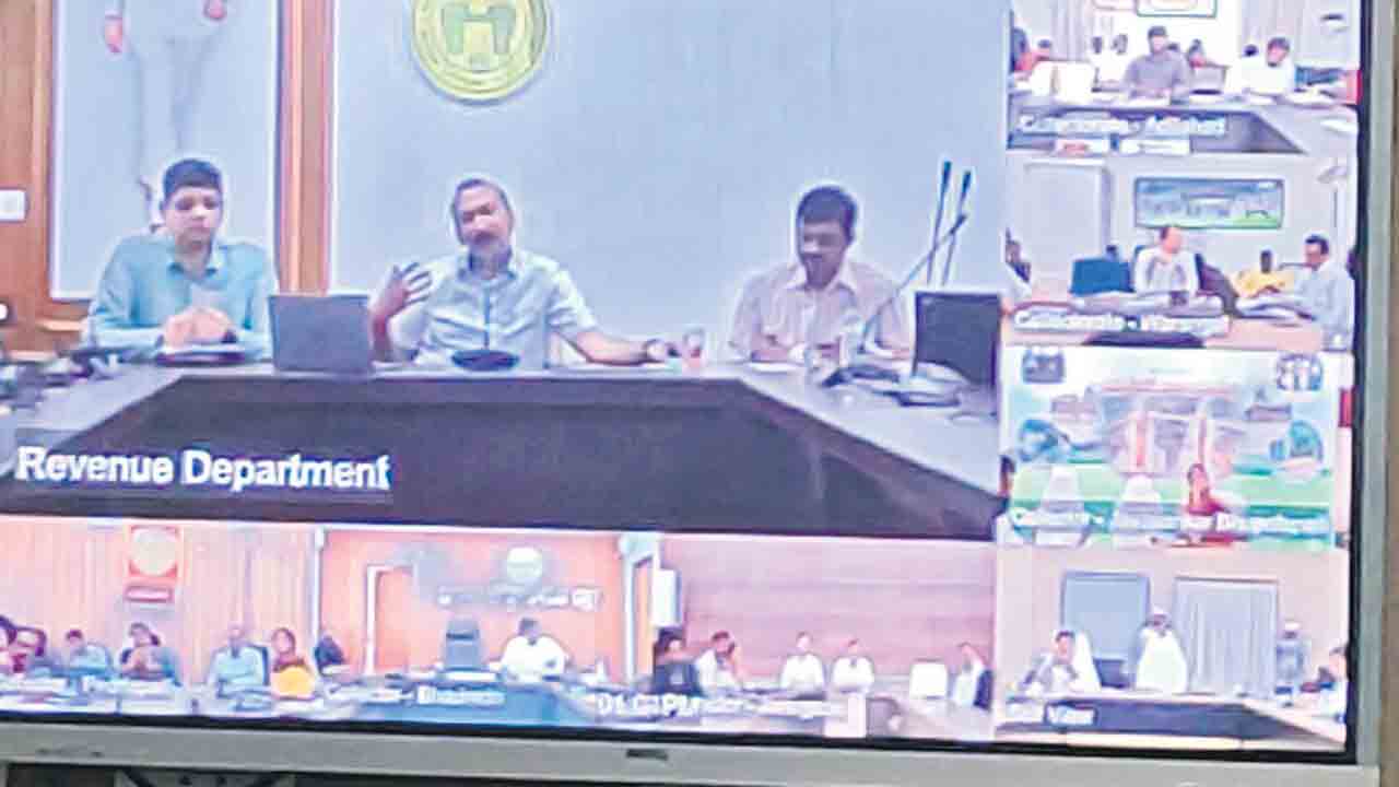 భూసమస్యల సత్వర పరిష్కారానికి చర్యలు చేపట్టాలి