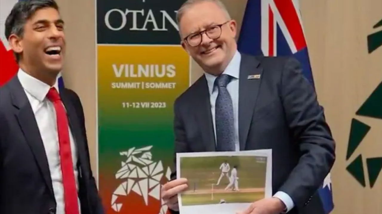 Ashes Test Series: నాటో వేదిక‌గా యాషెస్ వార్‌.. ఫ‌న్నీగా రిషి సునాక్‌, ఆంథోనీ ఆల్బ‌నీస్ భేటీ