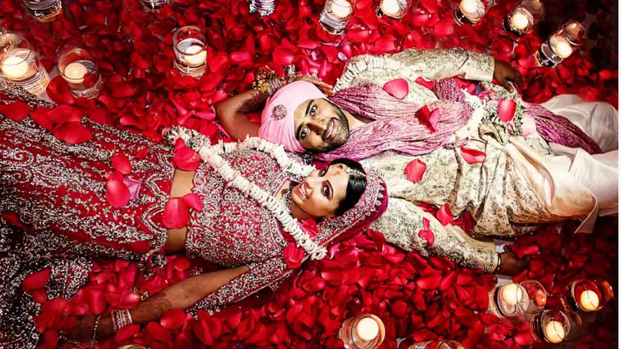 Rose Petals | ఇంత అందంగా కనిపిస్తుంది కాబట్టే ఆర్టిఫిషియల్‌ అయినా సరే ప్రతి డెకరేషన్‌లో గులాబీ రేకులనే వాడతారేమో!