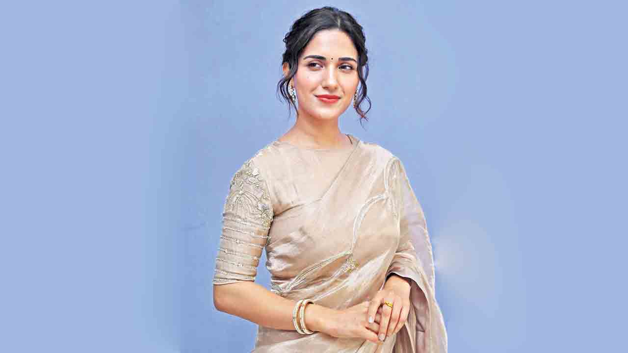 Ruhani Sharma | హత్య కేసు పరిశోధనలో..