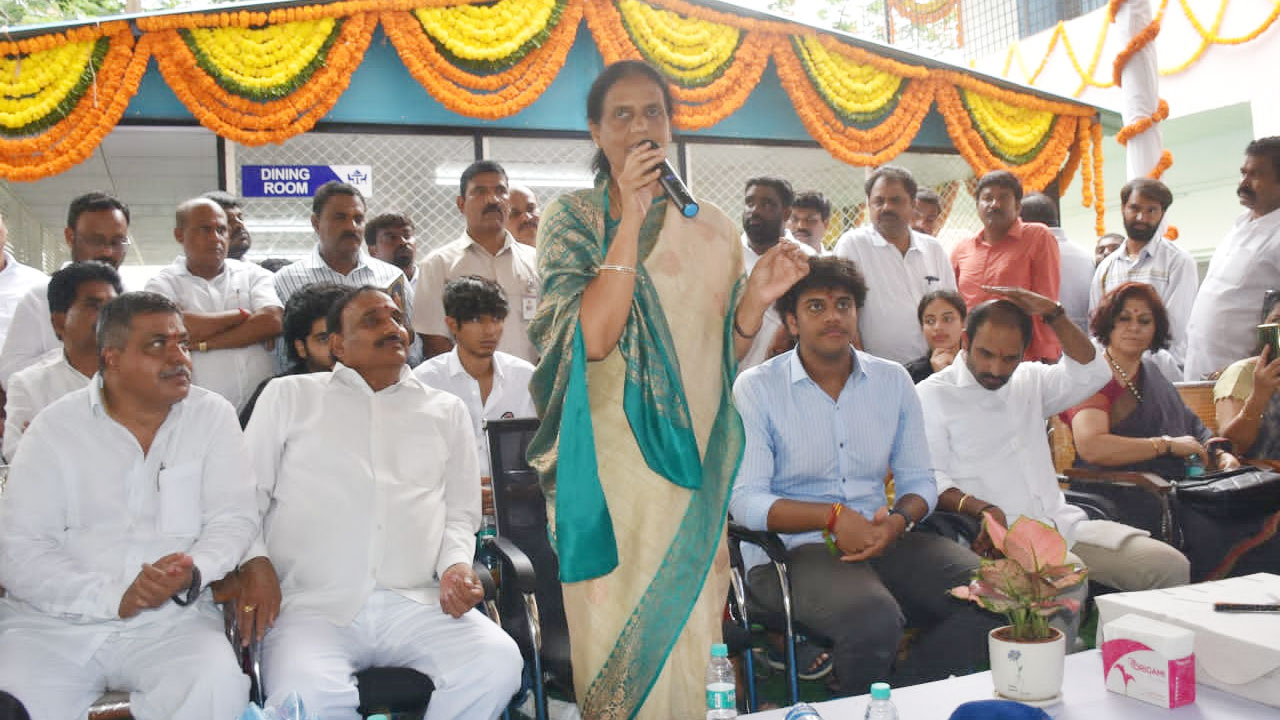 Sabitha Indra Reddy | సీఎం కేసీఆర్ మ‌నువ‌డు హిమాన్షుపై మంత్రి స‌బితా ఇంద్రారెడ్డి ప్ర‌శంస‌ల జ‌ల్లు