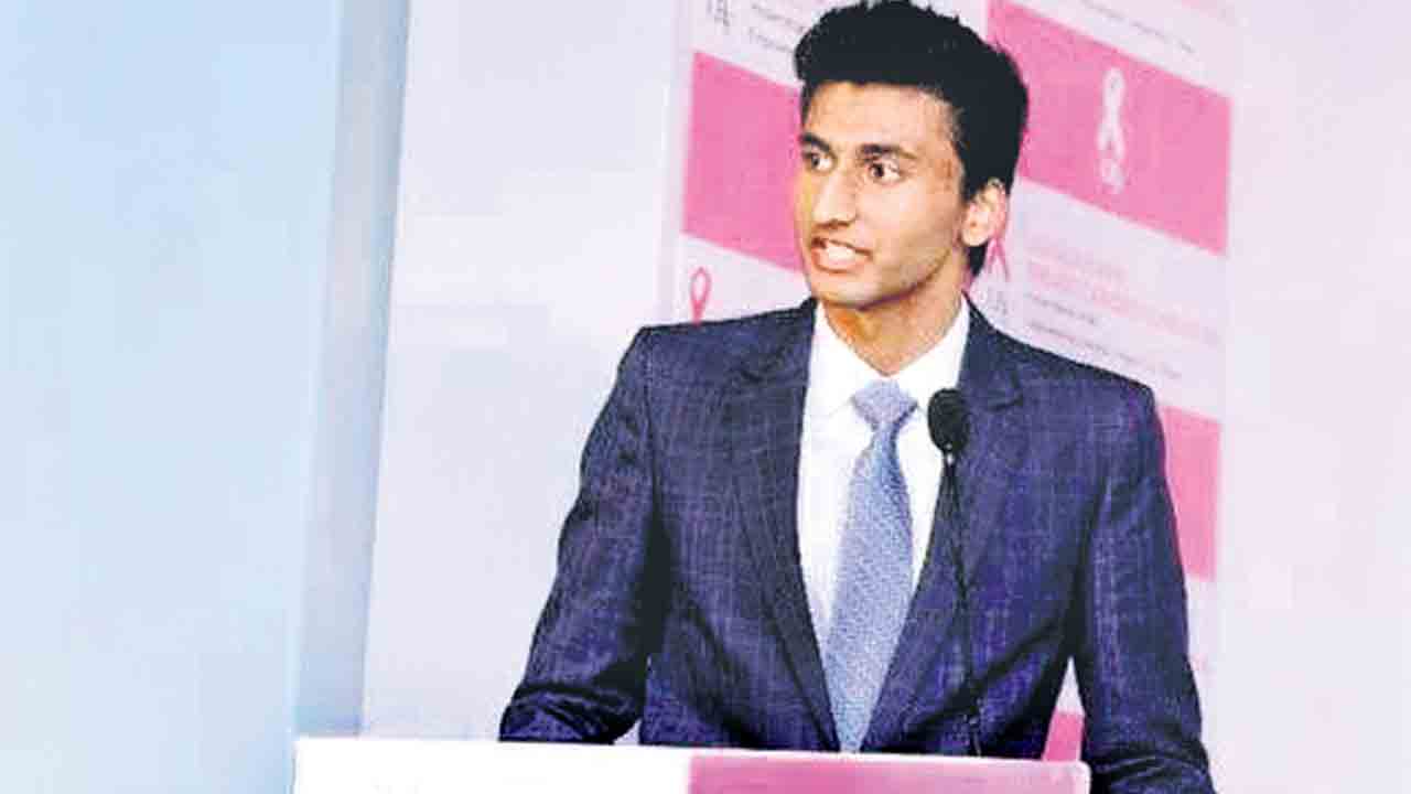 తెలంగాణ విద్యార్థి కృషితో బ్రిటిష్‌ మెడికల్‌ అసోసియేషన్‌ కీలక నిర్ణయం.. ఇకపై నో జూనియర్‌.. ఓన్లీ డాక్టర్‌!