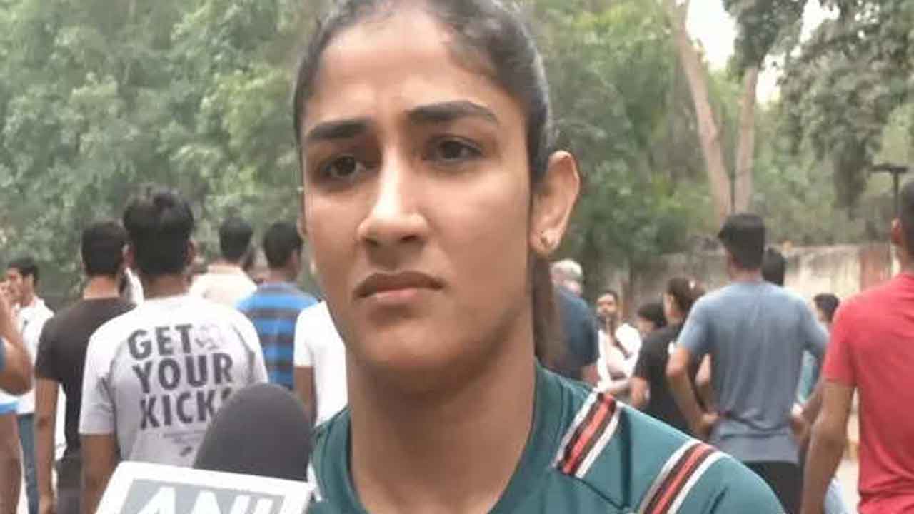 సంగీతకు కాంస్యం