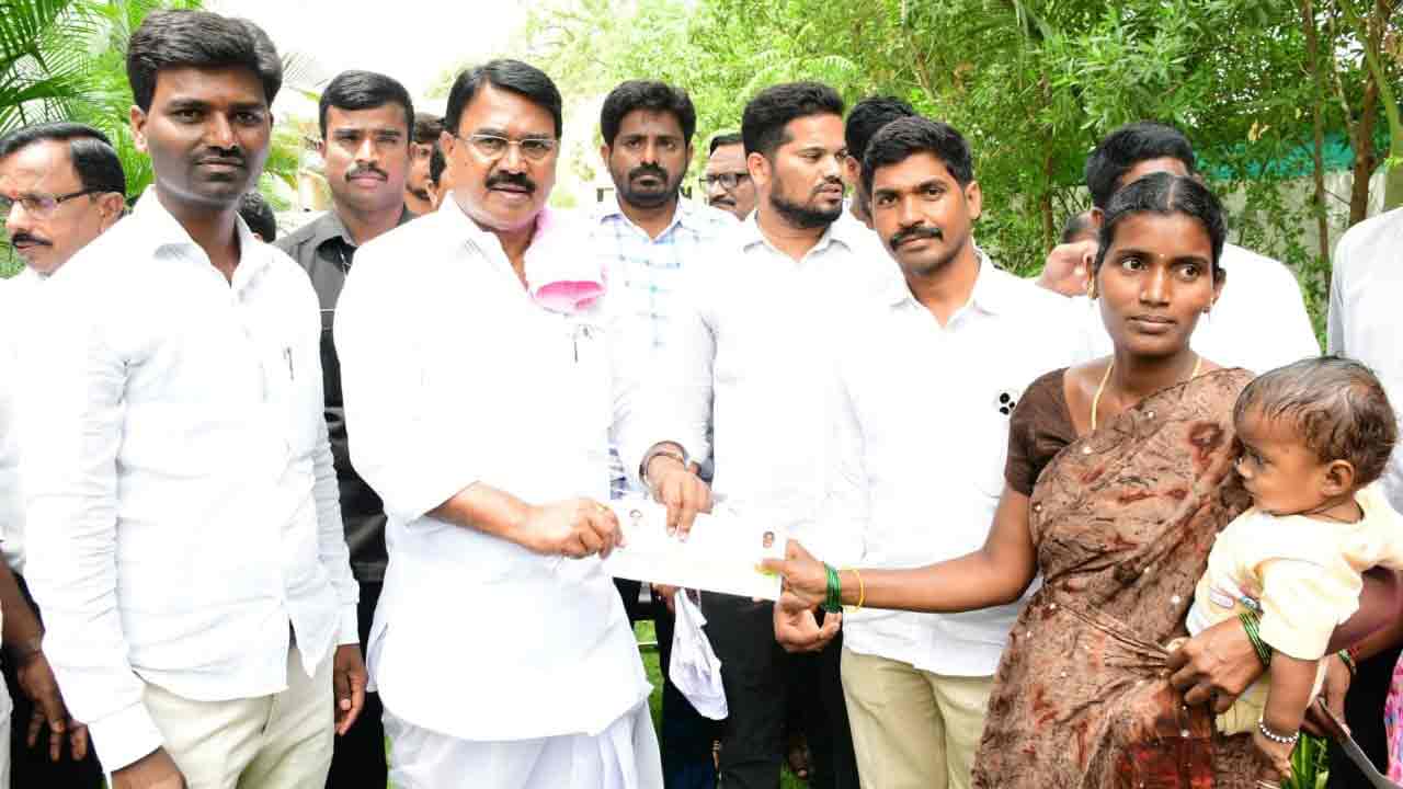 తెలంగాణ దేశానికే ఆదర్శం