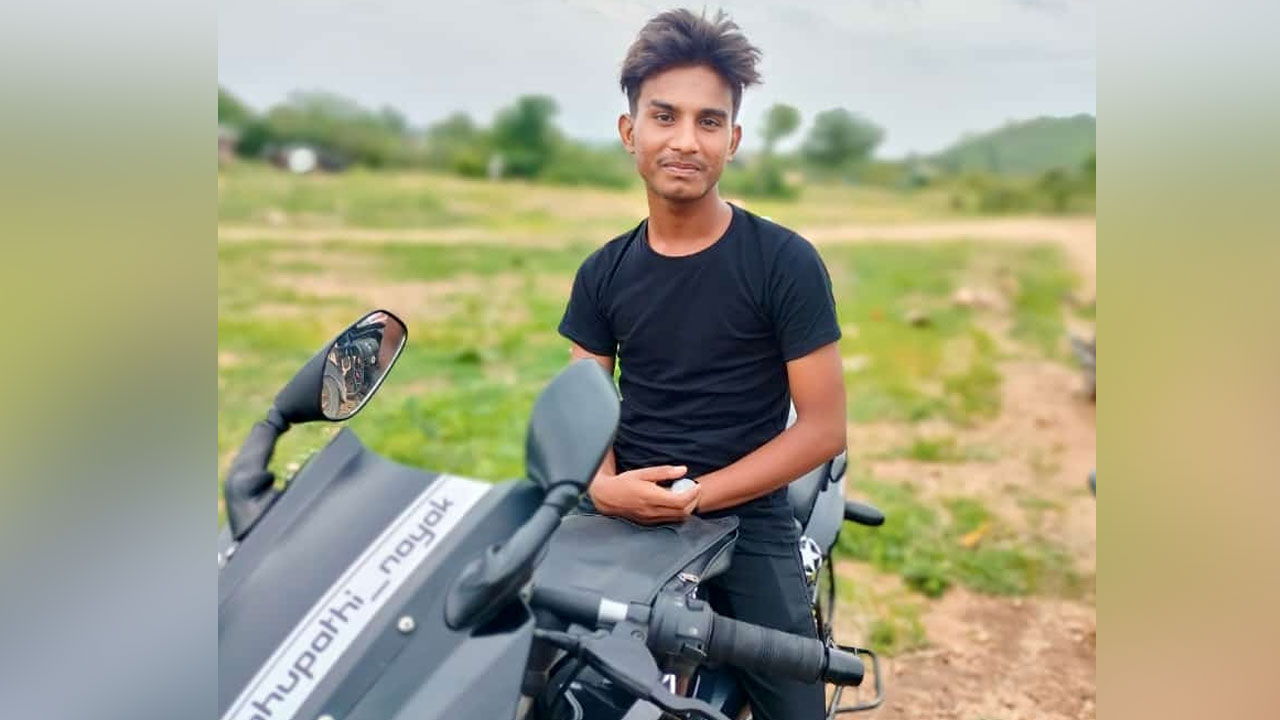 Rajanna Siricilla | రాజ‌న్న సిరిసిల్ల జిల్లాలో విషాదం.. తల్లిదండ్రులు మందలించారని యువకుడి ఆత్మహత్య