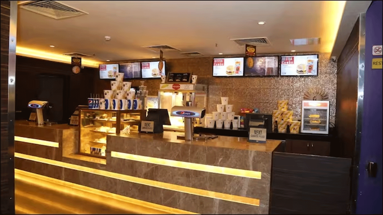 PVR Cinemas | సినీ ప్రియుల‌కు గుడ్‌న్యూస్ : స్నాక్స్, కూల్‌డ్రింక్స్‌ ధ‌ర‌ల‌ను త‌గ్గించిన పీవీఆర్‌