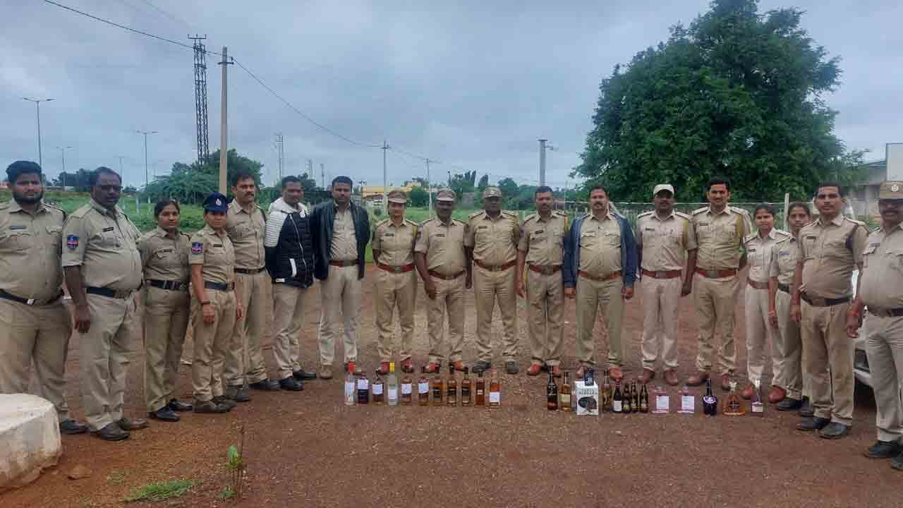 Crime news | సంగారెడ్డి జిల్లాలో అక్రమ మద్యం పట్టివేత