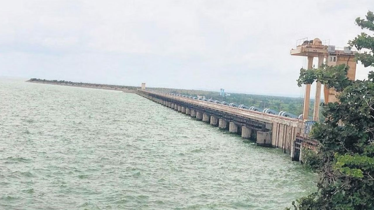 SRSP | శ్రీరాం సాగ‌ర్ ప్రాజెక్టులోకి భారీగా వ‌ర‌ద ప్ర‌వాహం..