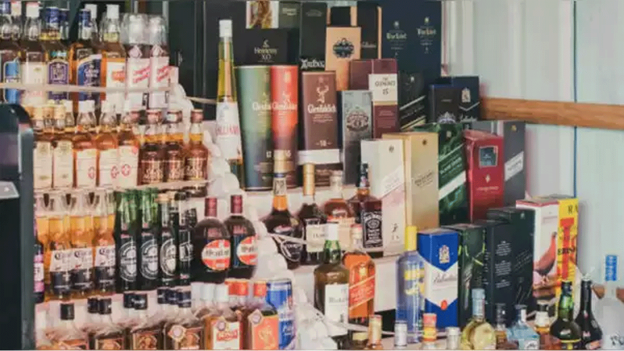 Karnataka | క‌ర్నాట‌క‌లో ప్రియం కానున్న ప్రీమియం మ‌ద్యం