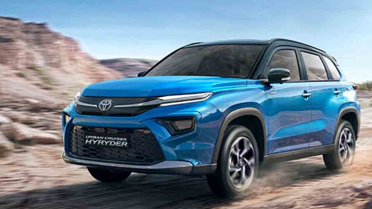 Toyota Cars | కొత్తగా వాహనాలు కొనేవారికి షాక్‌.. కార్ల ధరలు పెంచేసిన టయోటా