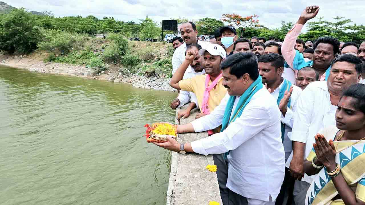 Minister Vemula | కలలో కూడా ఊహించలేదు..గోదారమ్మ ఎదురెక్కుతదని : మంత్రి వేముల