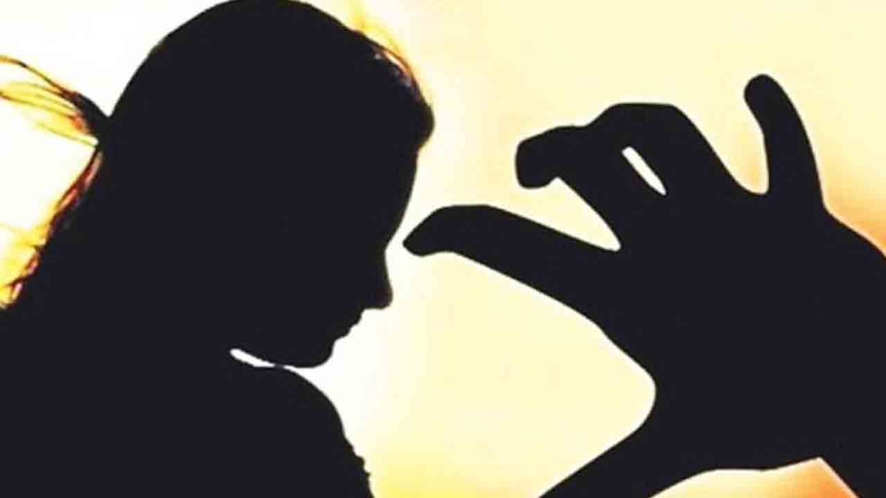 Man Rapes, Impregnates Teen | పొరుగింటి బాలికపై అత్యాచారం చేసి గర్భవతిని చేసిన యువకుడు