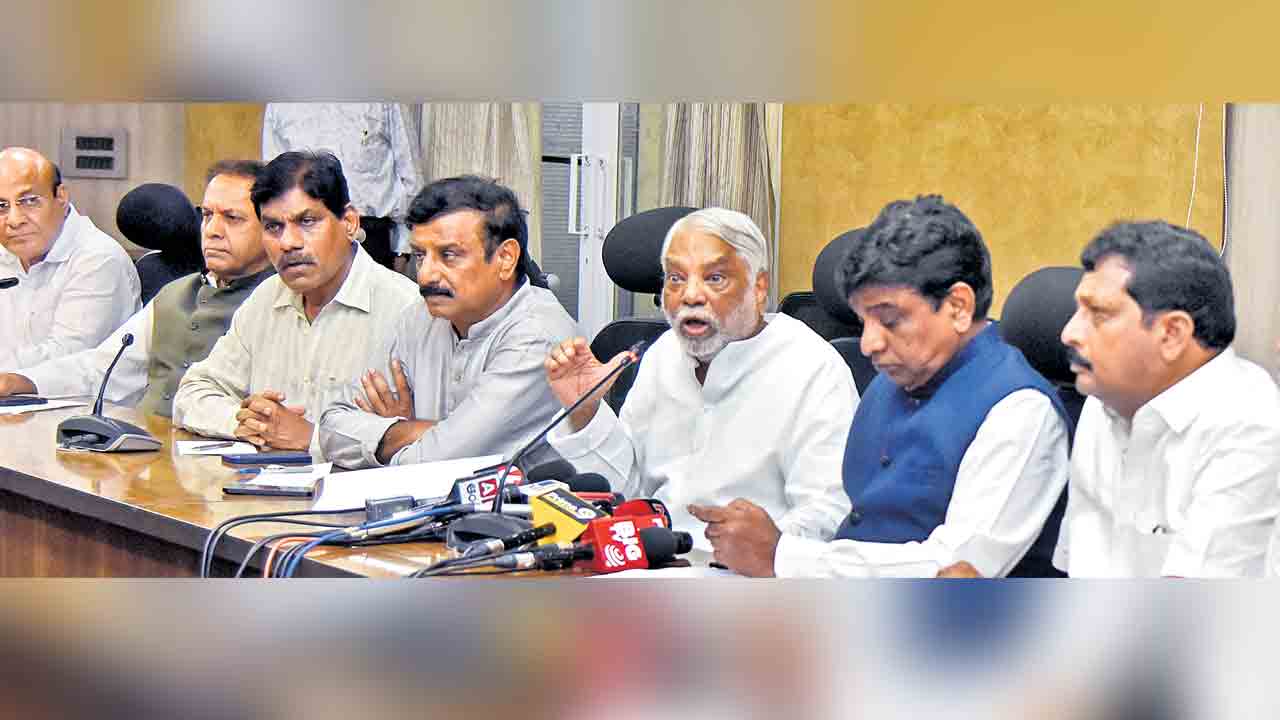 రేవంత్‌.. నోరు జాగ్రత్త