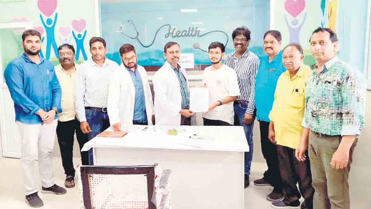 కన్నారం మెడికల్ కాలేజీలో అడ్మిషన్లు