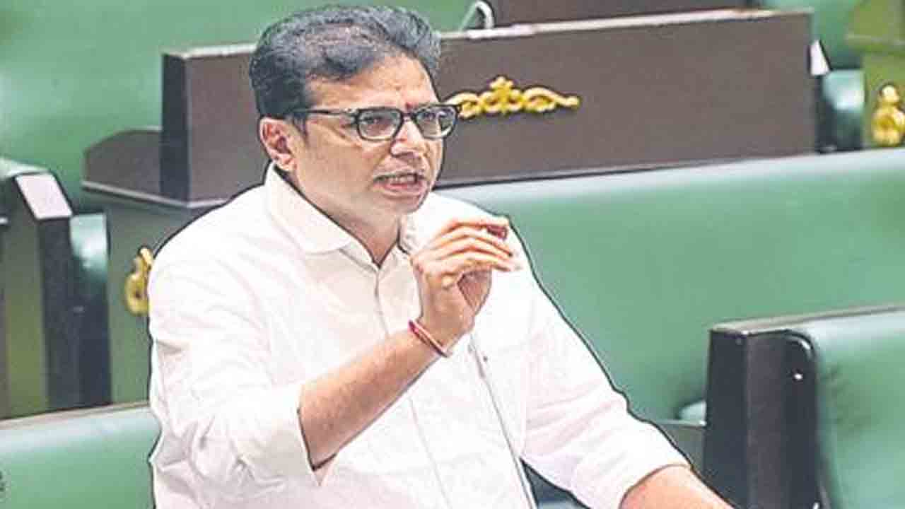 ఫసల్‌బీమాకు కాంగ్రెస్‌ కితాబు!