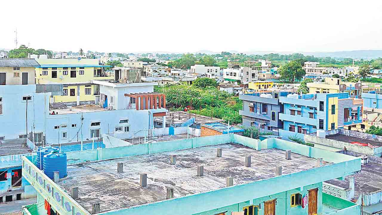 ఎల్లారెడ్డిలో… అభివృద్ధి పరుగులు