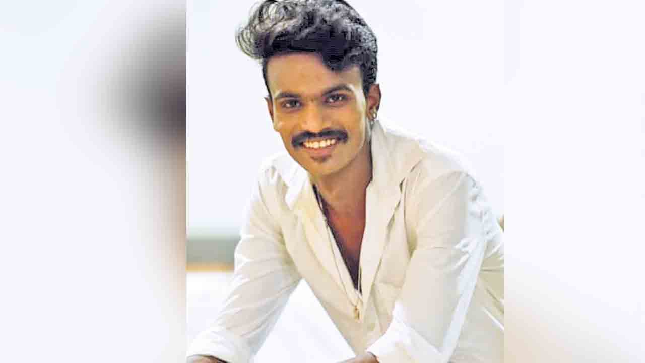 Hyderabad | పెళ్లయిన రెండు వారాలకే భర్తకు వేరే యువతితో వివాహం జరిపించిన భార్య.. అసలు ట్విస్ట్‌ తెలిస్తే మైండ్‌ బ్లాక్‌ అయిపోద్ది!