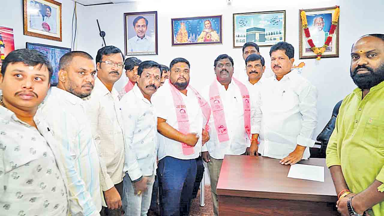 బీఆర్‌ఎస్‌తోనే అభివృద్ధి సాధ్యం