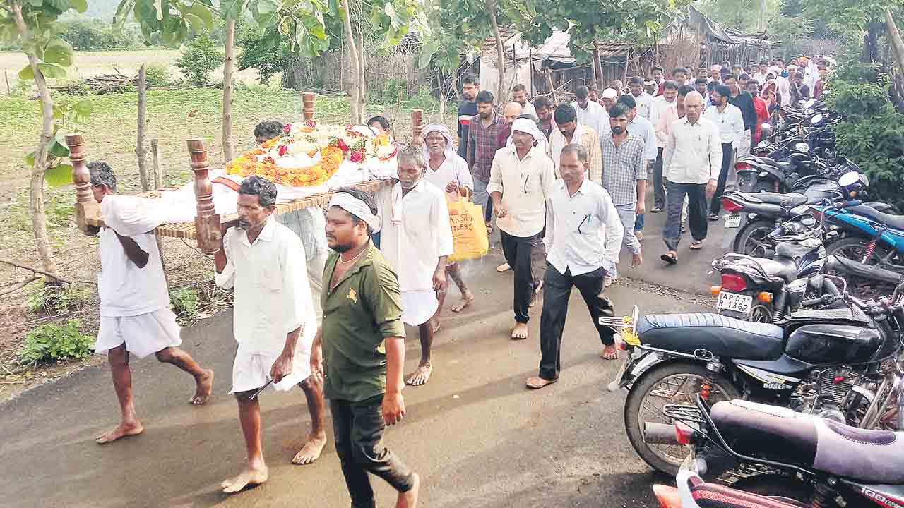 ఐటీడీఏ ఏటీడబ్ల్యూఏసీ చైర్మన్ లక్కేరావ్ హఠాన్మరణం
