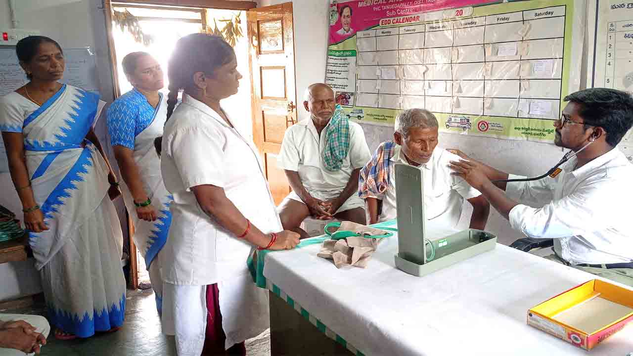 చేరువైన ప్రజా వైద్యం