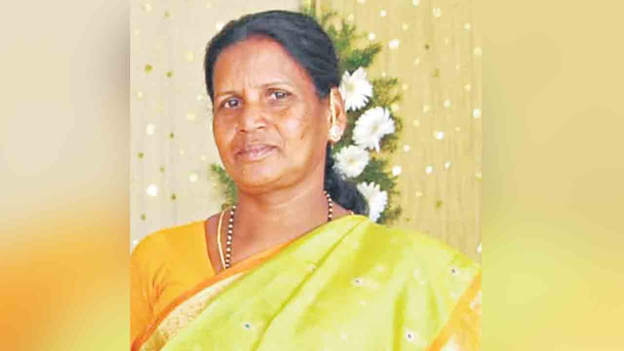 తండ్రి మృతి తట్టుకోలేక కూతురు హఠాన్మరణం