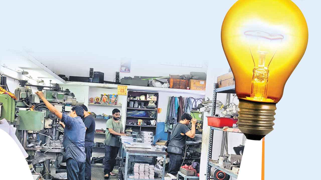 ఆ చీకట్లను తొలగించింది సీఎం కేసీఆరే