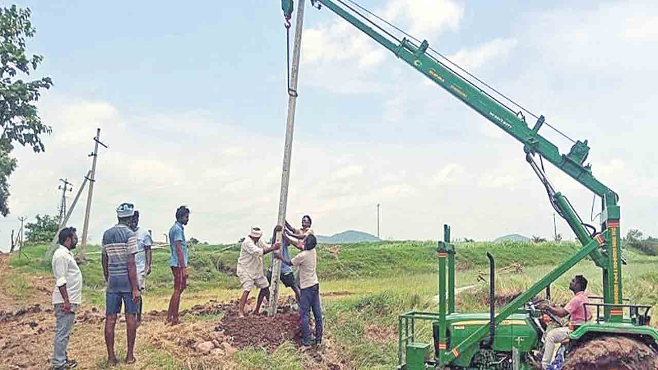 ముమ్మరంగా మరమ్మతులు