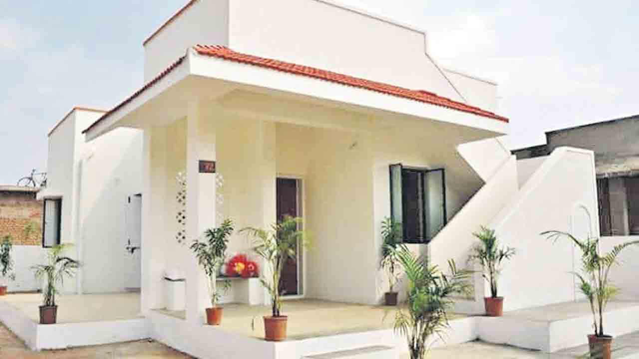 గృహలక్ష్మికి విశేష స్పందన