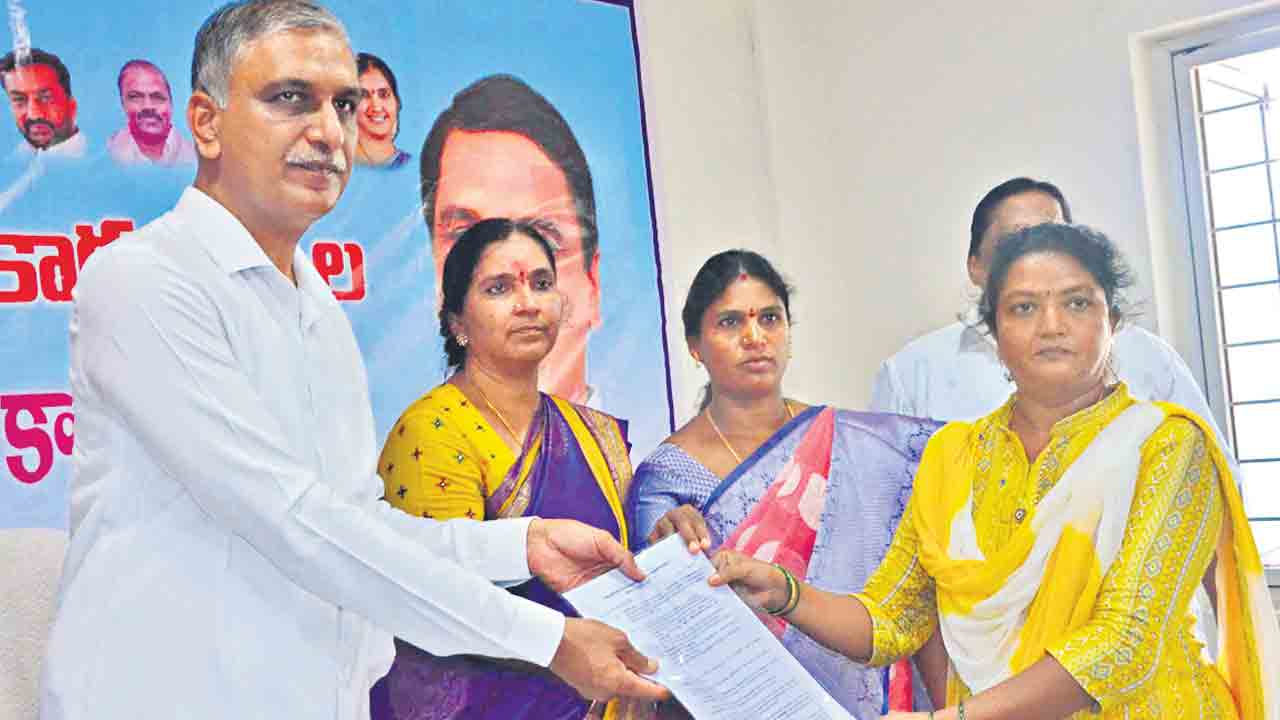 తెలంగాణలాంటి పల్లెలు ఎక్కడా కన్పించవు