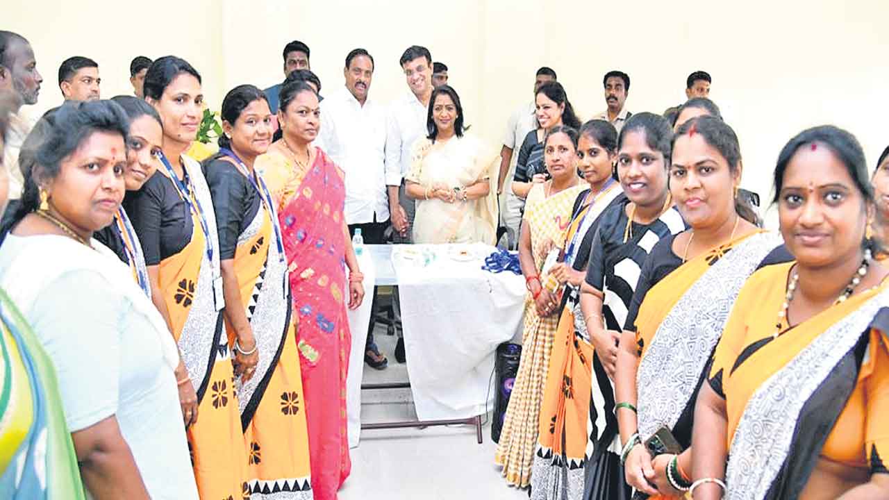 మహిళా సాధికారతకు జీహెచ్‌ఎంసీ తోడ్పాటు