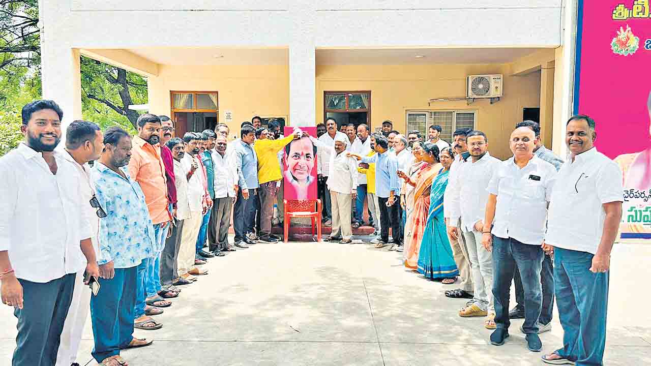 రేషన్‌ డీలర్ల సంబురం