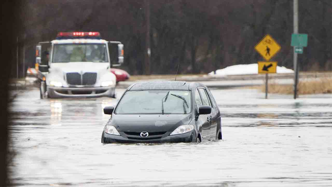 అమెరికాను వణికిస్తున్న తుఫాన్‌