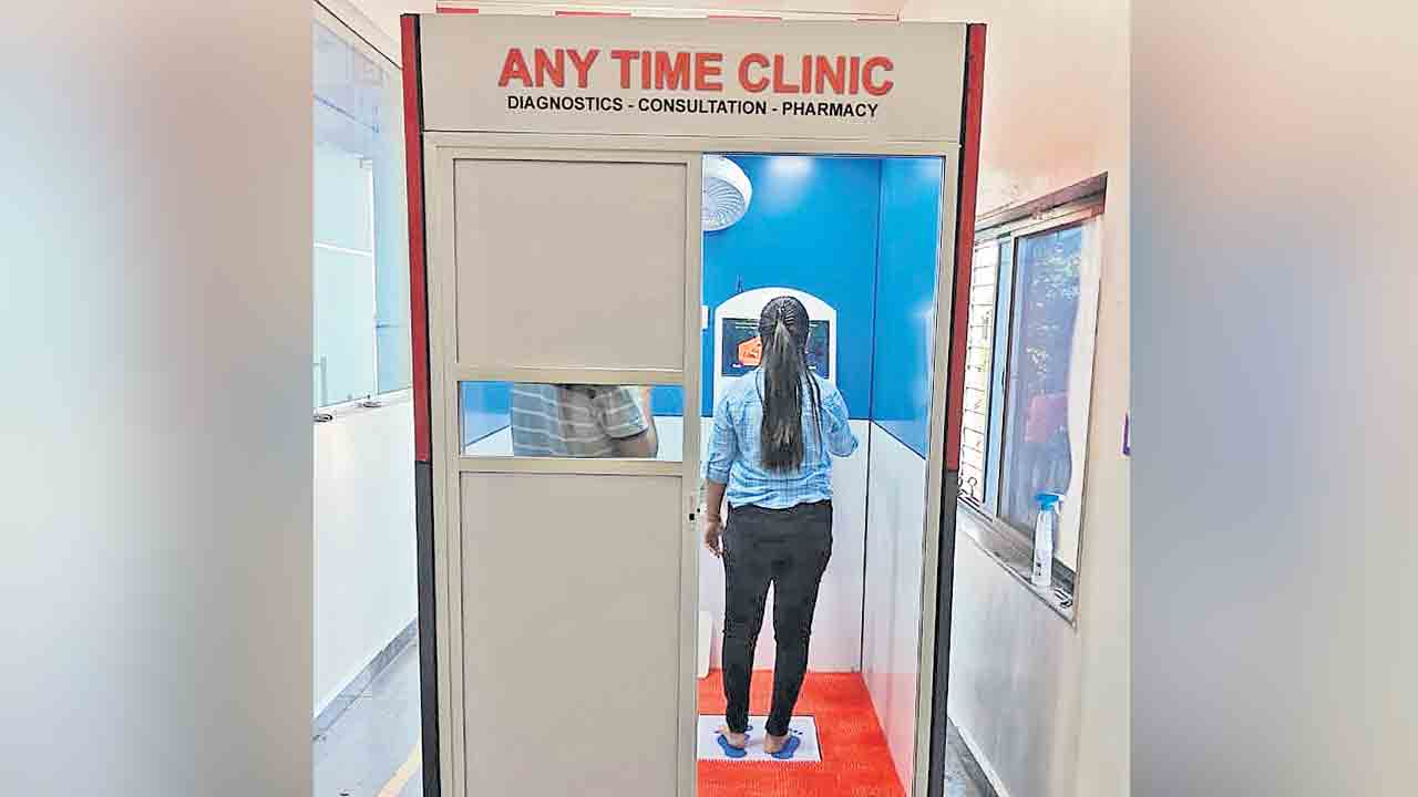24/7 క్లినిక్‌..సూది గుచ్చకుండా.. వైద్య నిపుణులు లేకుండా..