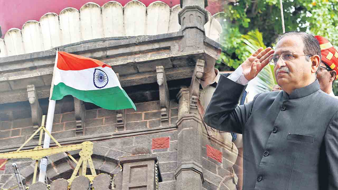 హైకోర్టులో పూర్తిగా హైబ్రిడ్‌ విధానం