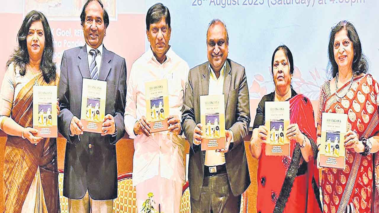 భవిష్యత్తు తరాలకు చరిత్రే మూలం