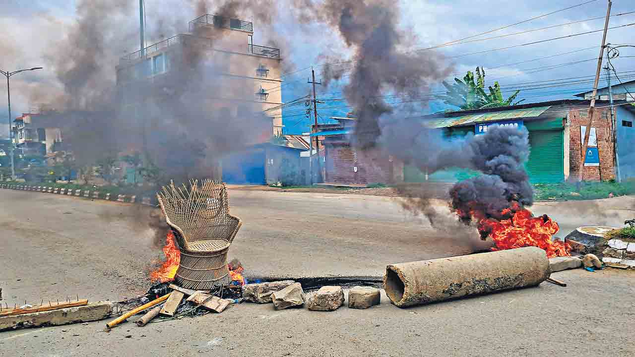 మంటల్లోనే మణిపూర్‌