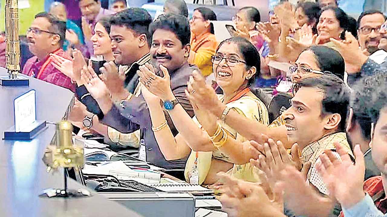 Chandrayaan-3 | చంద్రయాన్‌-3 అంత ఈజీగా సక్సెస్‌ కాలే.. 0.3శాతం పొరపాటు జరిగినా మిషన్‌ కూలిపోయేది!