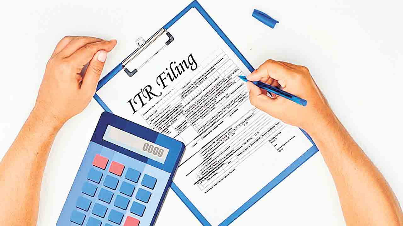 IT Returns | ఐటీ రిటర్న్‌లో రికార్డు.. తొలిసారిగా 53.67 లక్షల మంది ఫైలింగ్‌