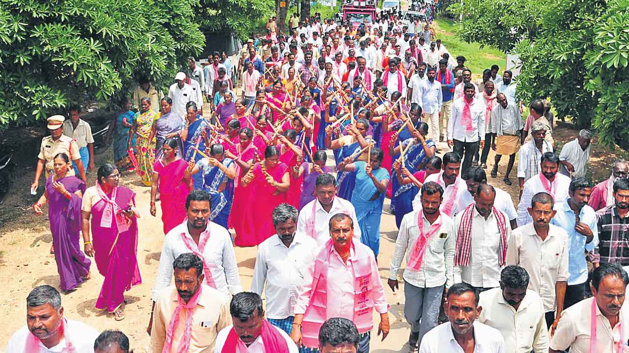 గండ్ర వెంకటరమణారెడ్డికే మా ఓటు