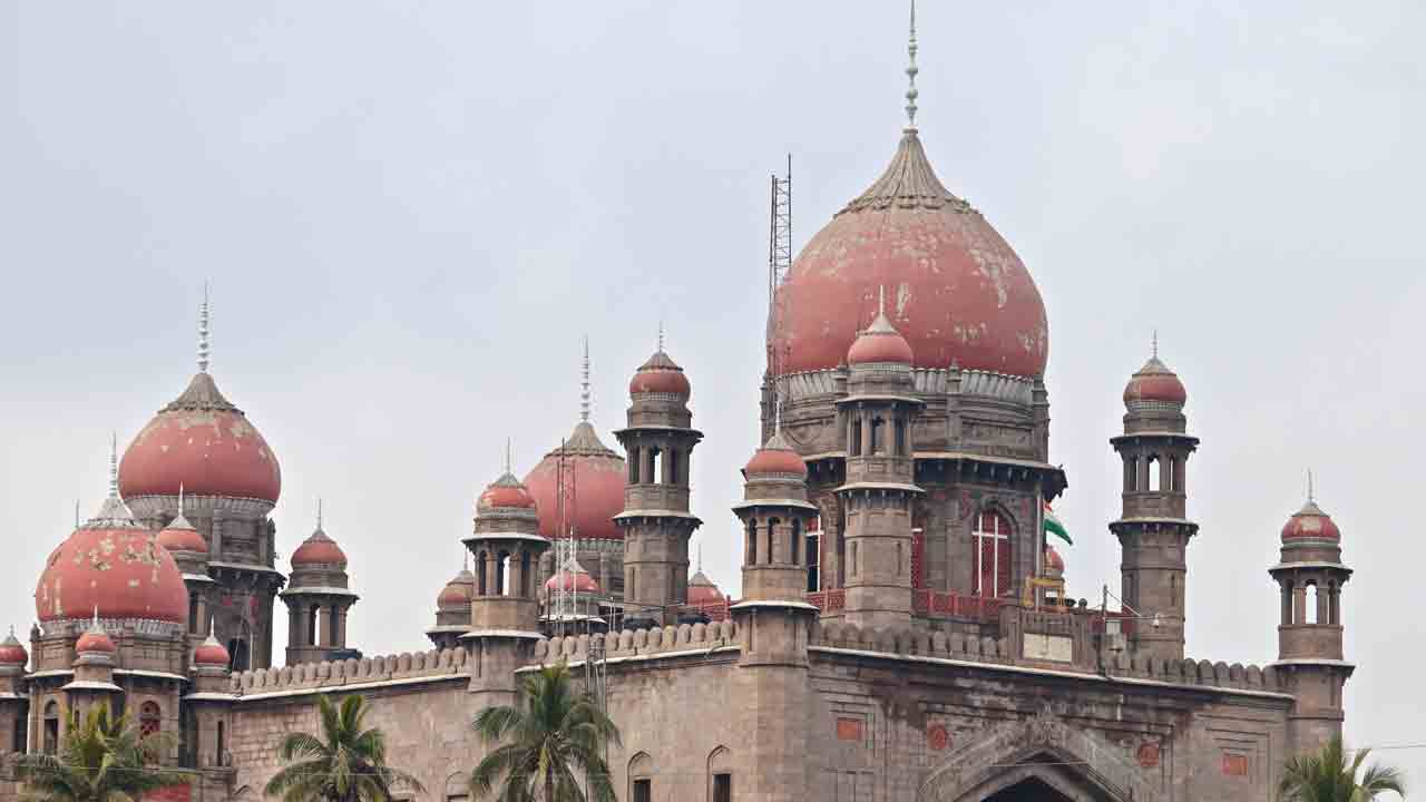 తెలంగాణపై కఠిన చర్యలొద్దు