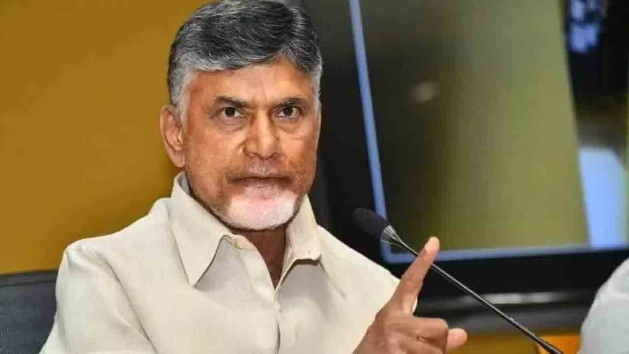Chandrababu Naidu |  ఏపీ మాజీ సీఎం చంద్రబాబుపై హత్యాయత్నం కేసు
