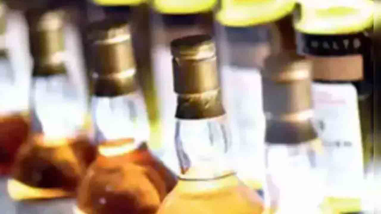 మద్యం షాపులకు దరఖాస్తుల వెల్లువ