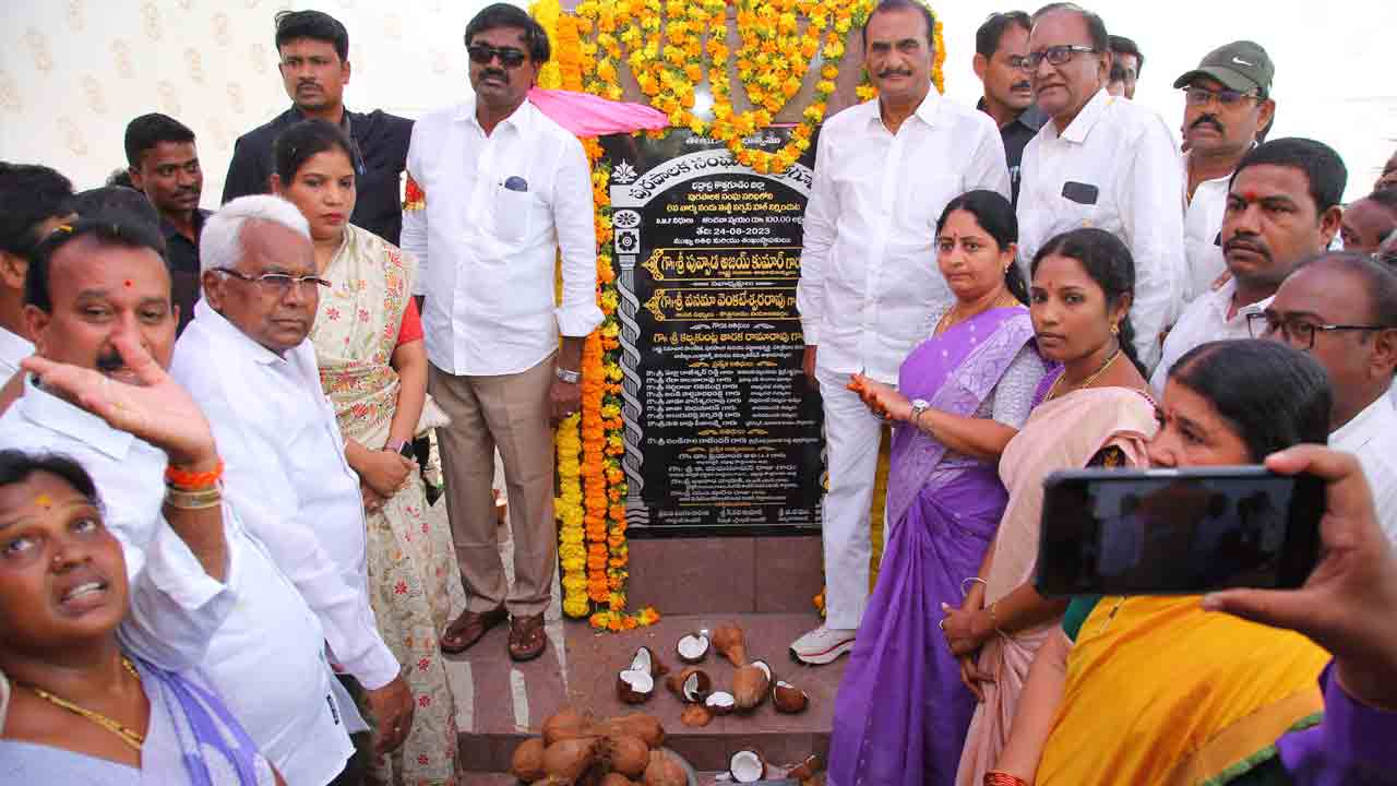 చరిత్రలో నిలిచిపోయేలా కొత్తగూడెం అభివృద్ధి